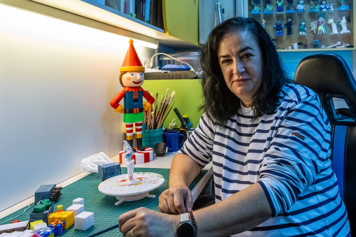 Ángeles Mañas, autora de la casa del Ratolí Pèrez, a la Concòrdia de Sabadell - JUANMA PELÁEZ Ángeles Mañas, autora de la casa del Ratolí Pèrez, a la Concòrdia de Sabadell