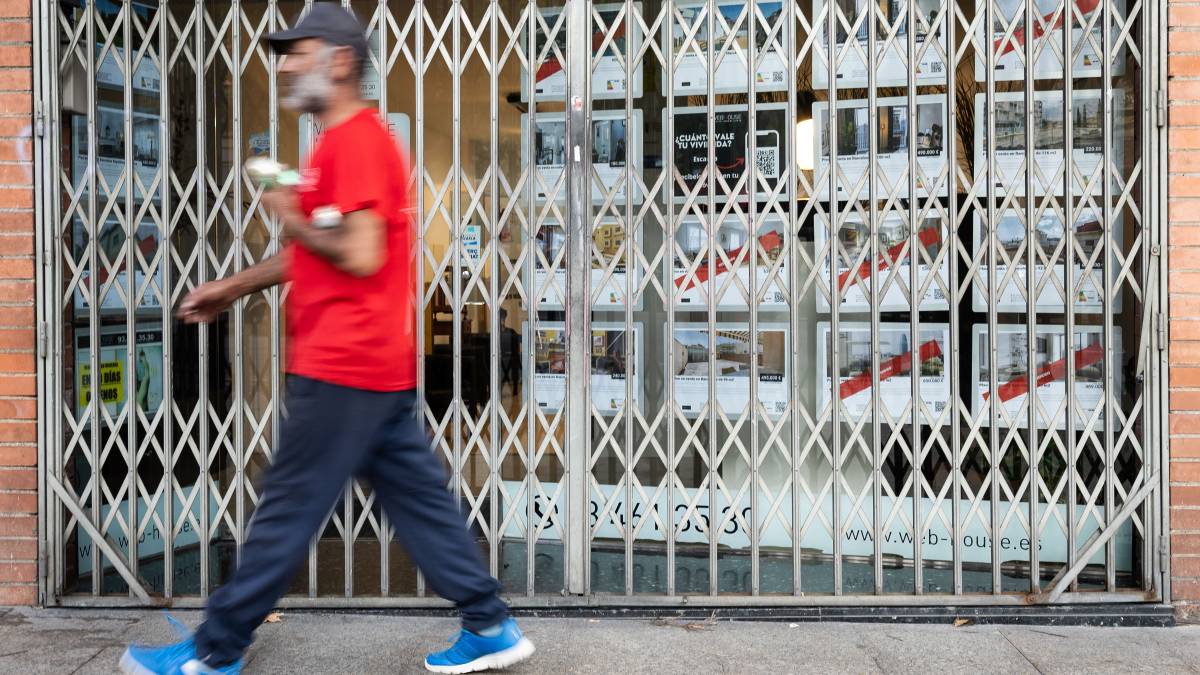El Govern estudiarà prohibir la compra de pisos per especular