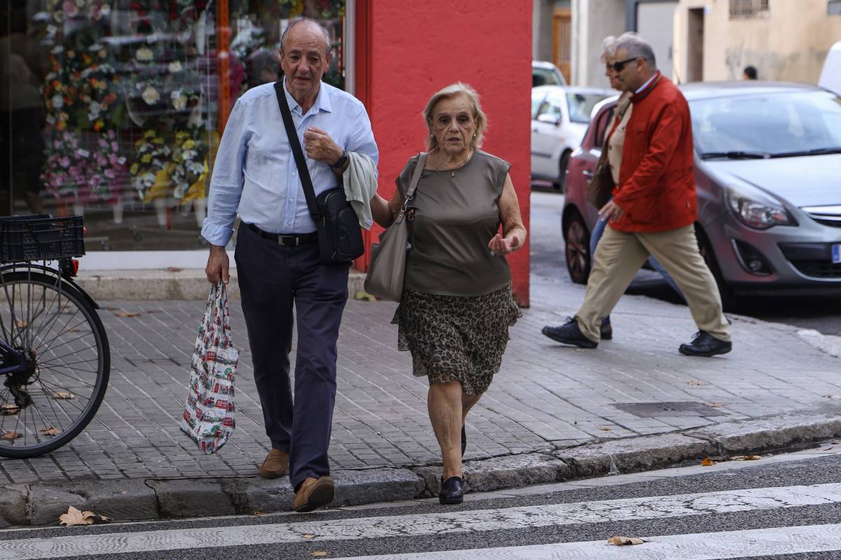 Veïns de l’Eixample denuncien la manca de rampes d’accessibilitat a l’Avinguda de Barberà