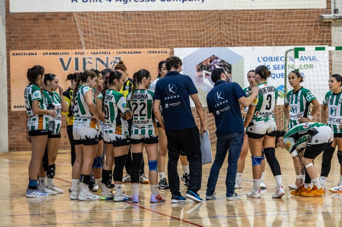 L'OAR Gràcia visita Elx amb el lideratge del grup en joc