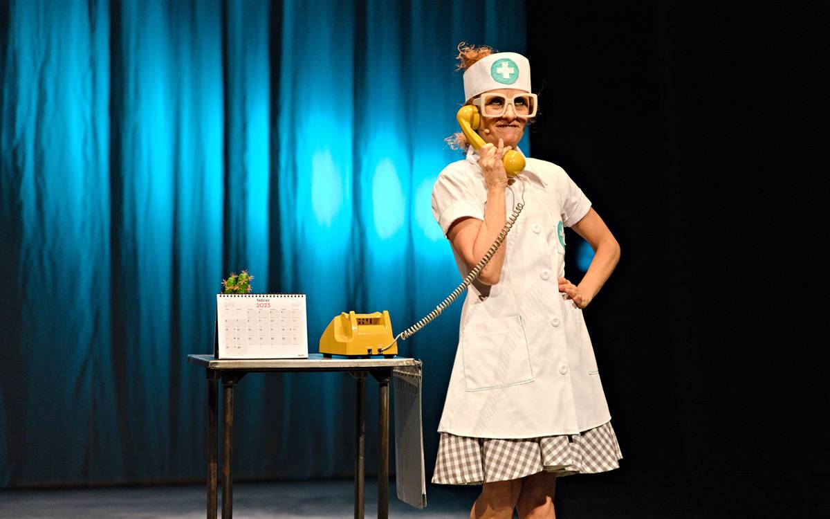 La pallassa Helena Escobar portarà al teatre Conservatori de Manresa «Com els pingüins»