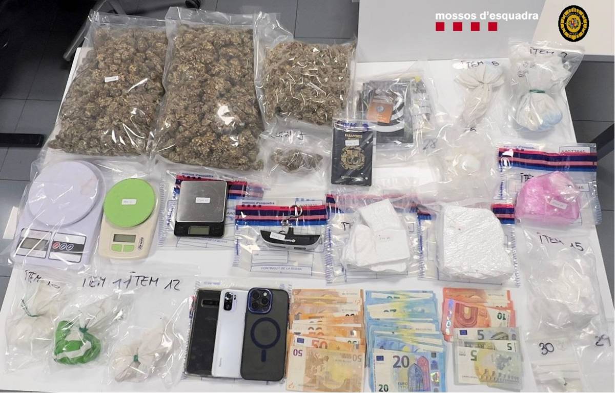 Detenen un home a Berga per tenir a casa dos quilos de cocaïna i una plantació de marihuana