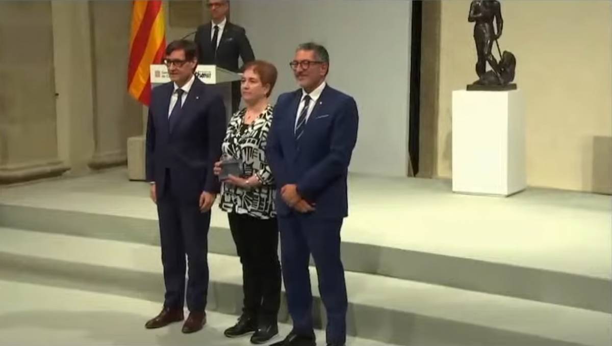 Ca la Carme Gras ha estat guardonada per la Generalitat als Premis Nacionals als Establiments Comercials Centenaris