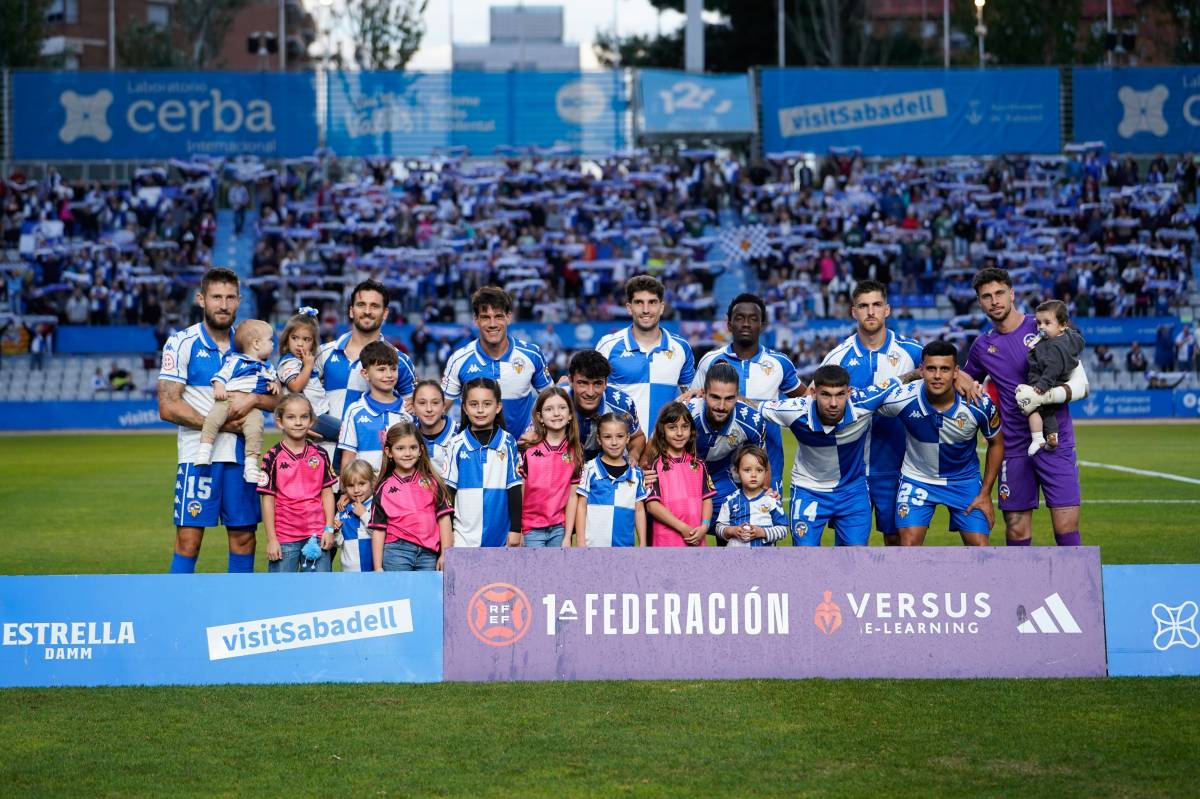 L`onze inicial dels arlequinats en el duel davant del Nàstic - David Chao L`onze inicial dels arlequinats en el duel davant del Nàstic