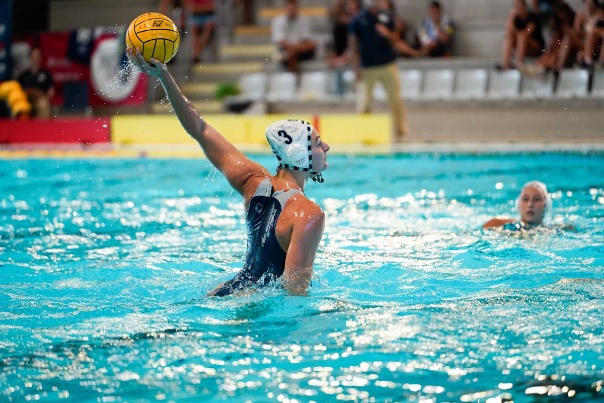 Un error arbitral clamorós 'roba' un punt a l'Astralpool CN Sabadell en l'estrena de la Champions
