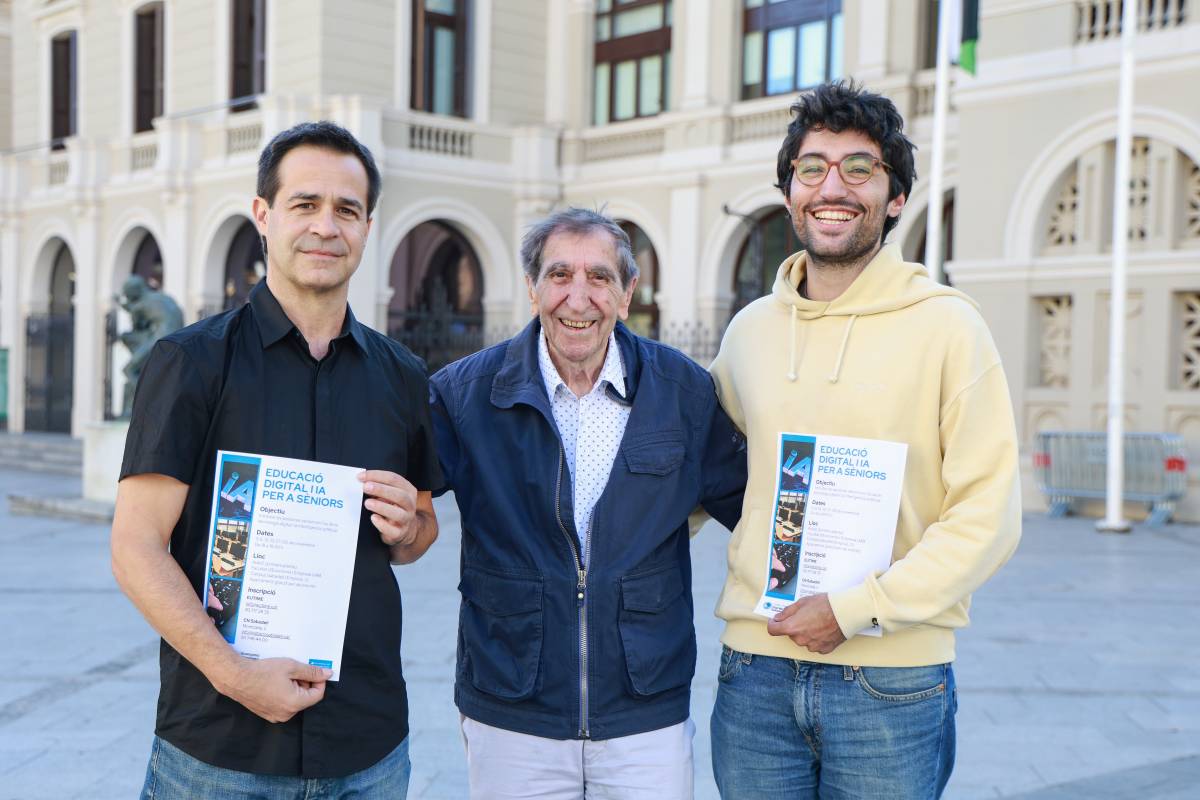 La iniciativa d'Eutime que pretén reduir la bretxa digital: "Els séniors no es poden quedar enrere"