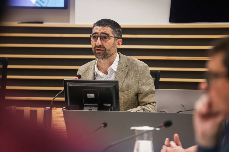 “Venia gent que pagava 400 euros per empadronar-se. Aquí no protegirem les màfies”