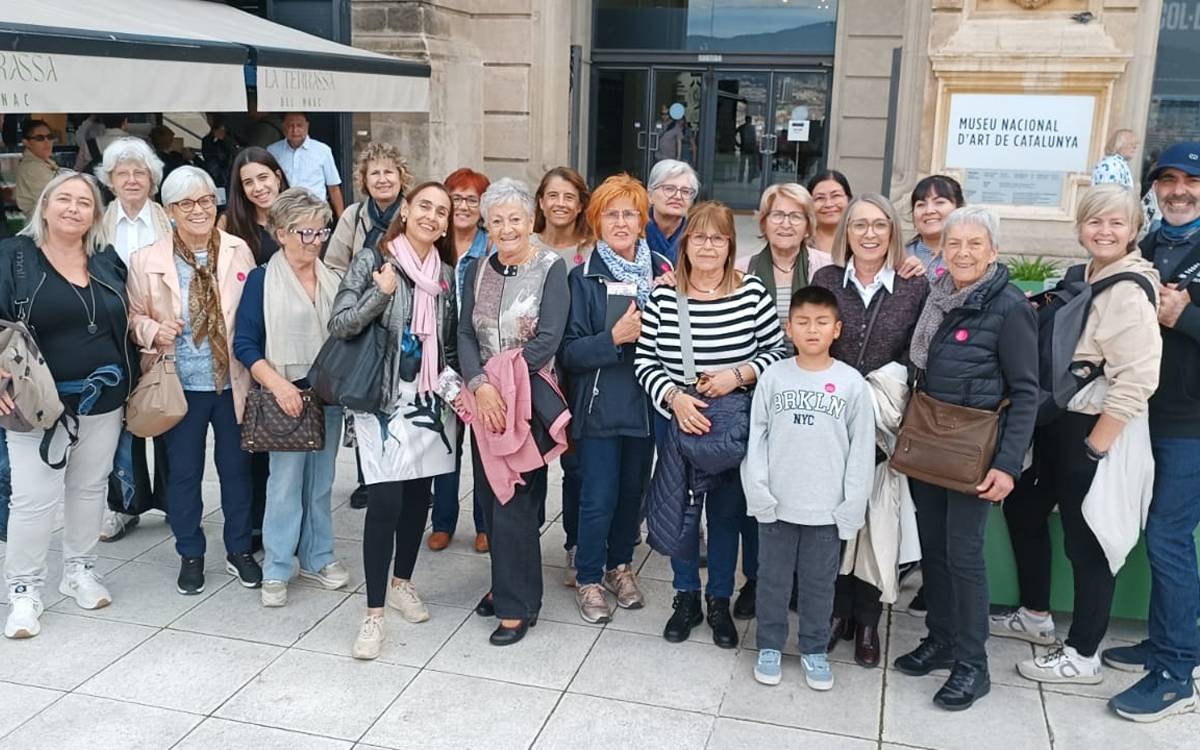 Una vintena de veïns de Sant Fruitós participa en l'activitat visiten el MNAC