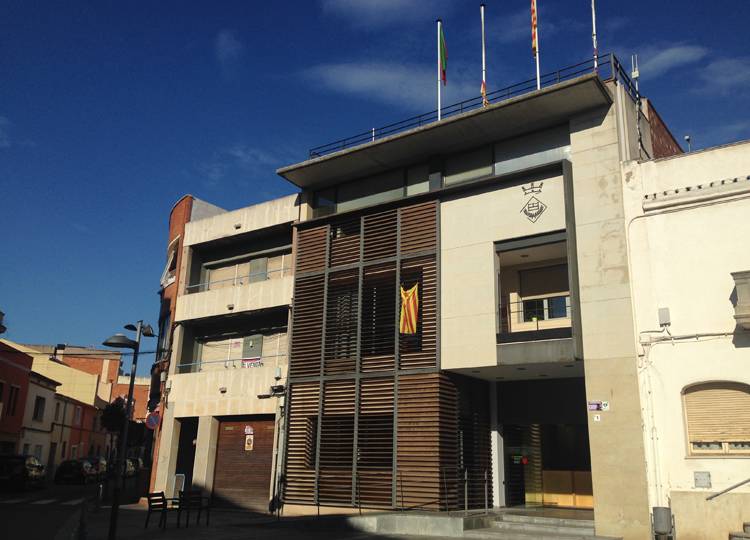 El govern de Sant Quirze justifica la nova taxa de residus:  