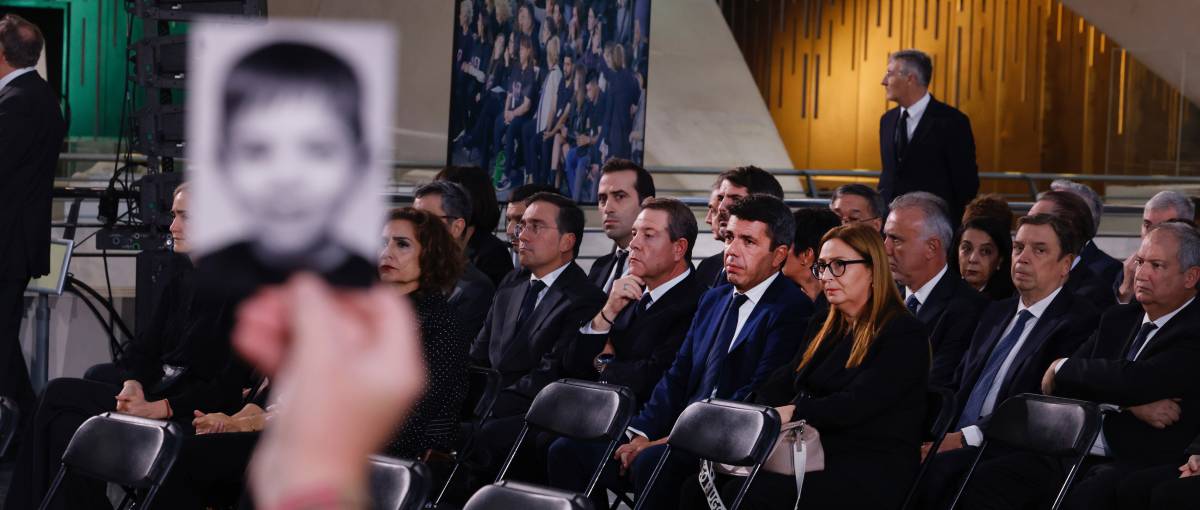 Mazón anuncia una compareixença per la dana i diu que «es fa càrrec» dels insults dels familiars de les víctimes