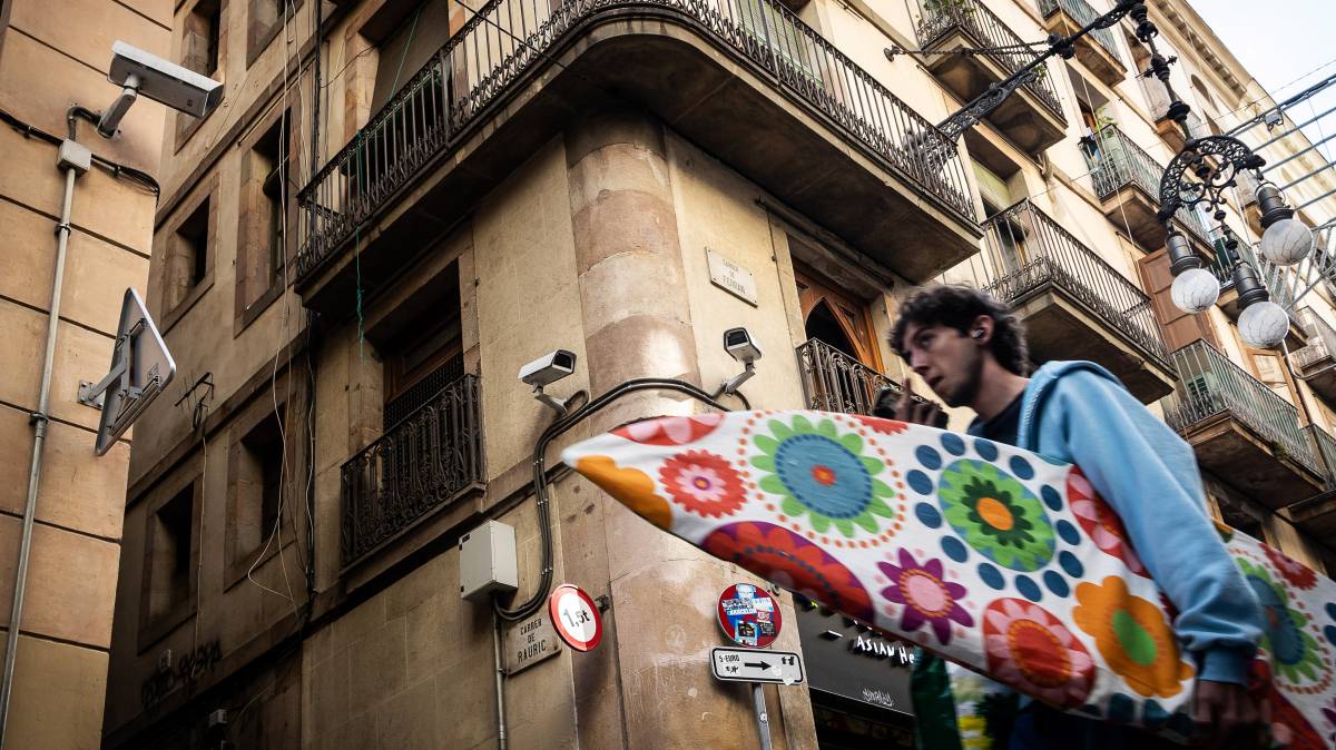 El pla Collboni per instal·lar 500 càmeres enfocarà als punts amb més delictes o manifestacions