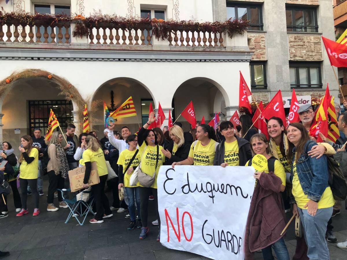 La lluita de les treballadores d'escoles bressol municipals de Cerdanyola escala al ple