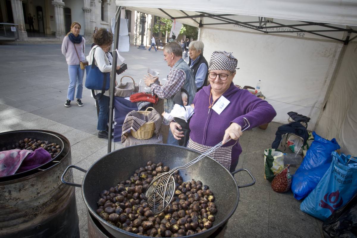 MAPA | On pots comprar castanyes a Terrassa?