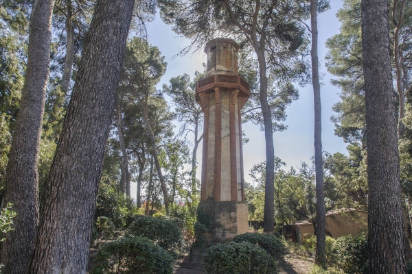 Saps on és... la torre recòndita que ja no flueix?