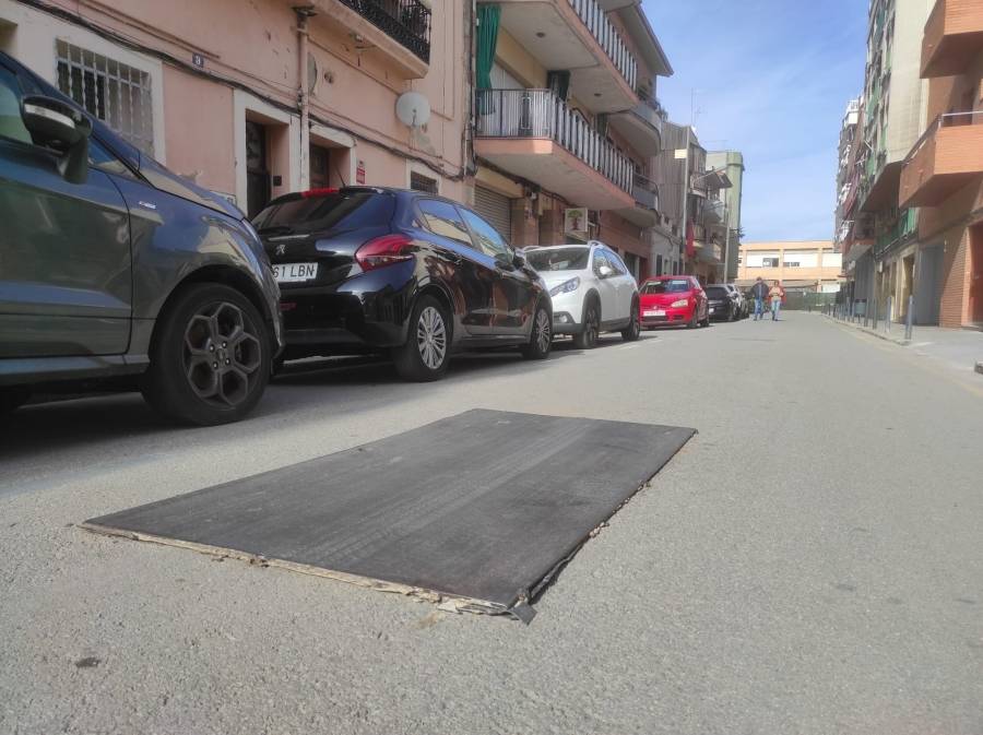 Obres urgents a la xarxa de clavegueram de Montcada i Reixac