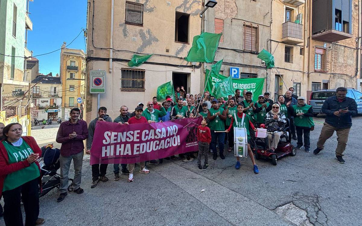 Docents del Bages exigeixen a Educació mesures urgents per evitar desnonaments d'alumnes