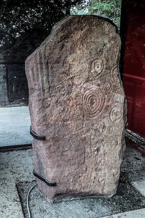 L`Estela de la Calama en la seva ubicació actual.