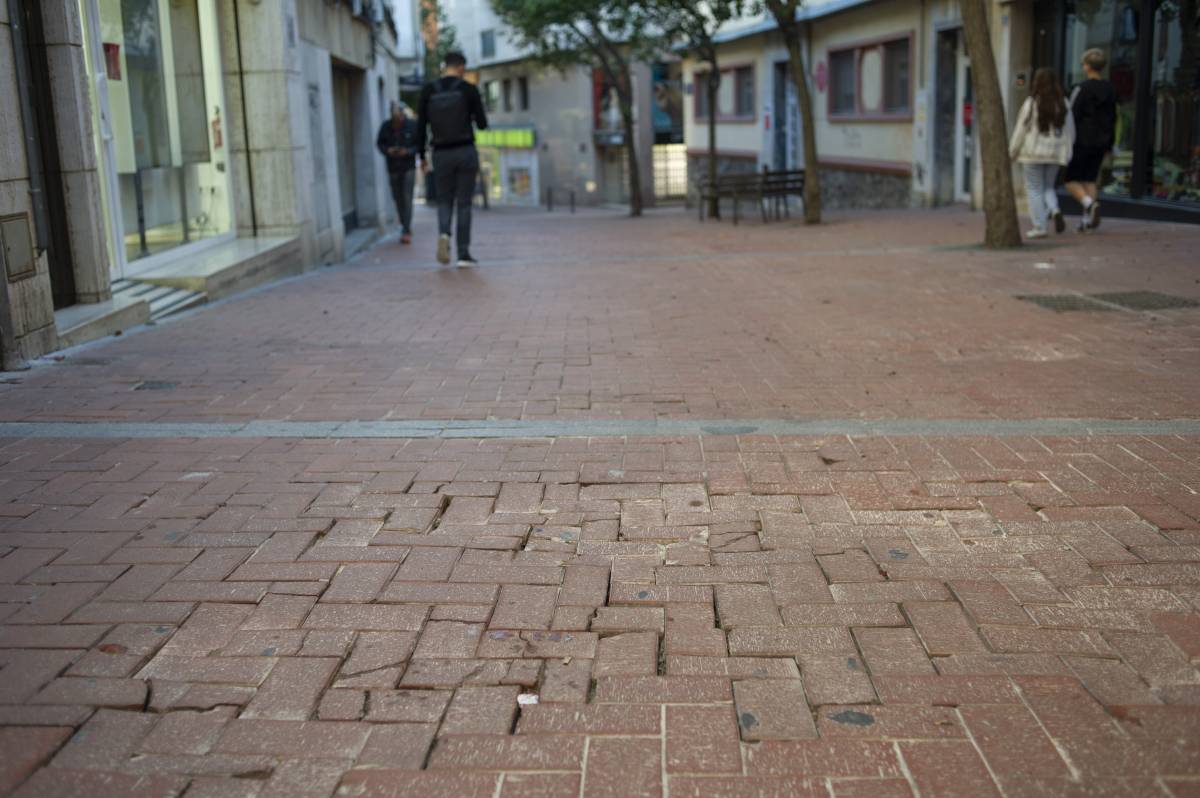 El carrer de la Unió estrenarà llambordes el 2026