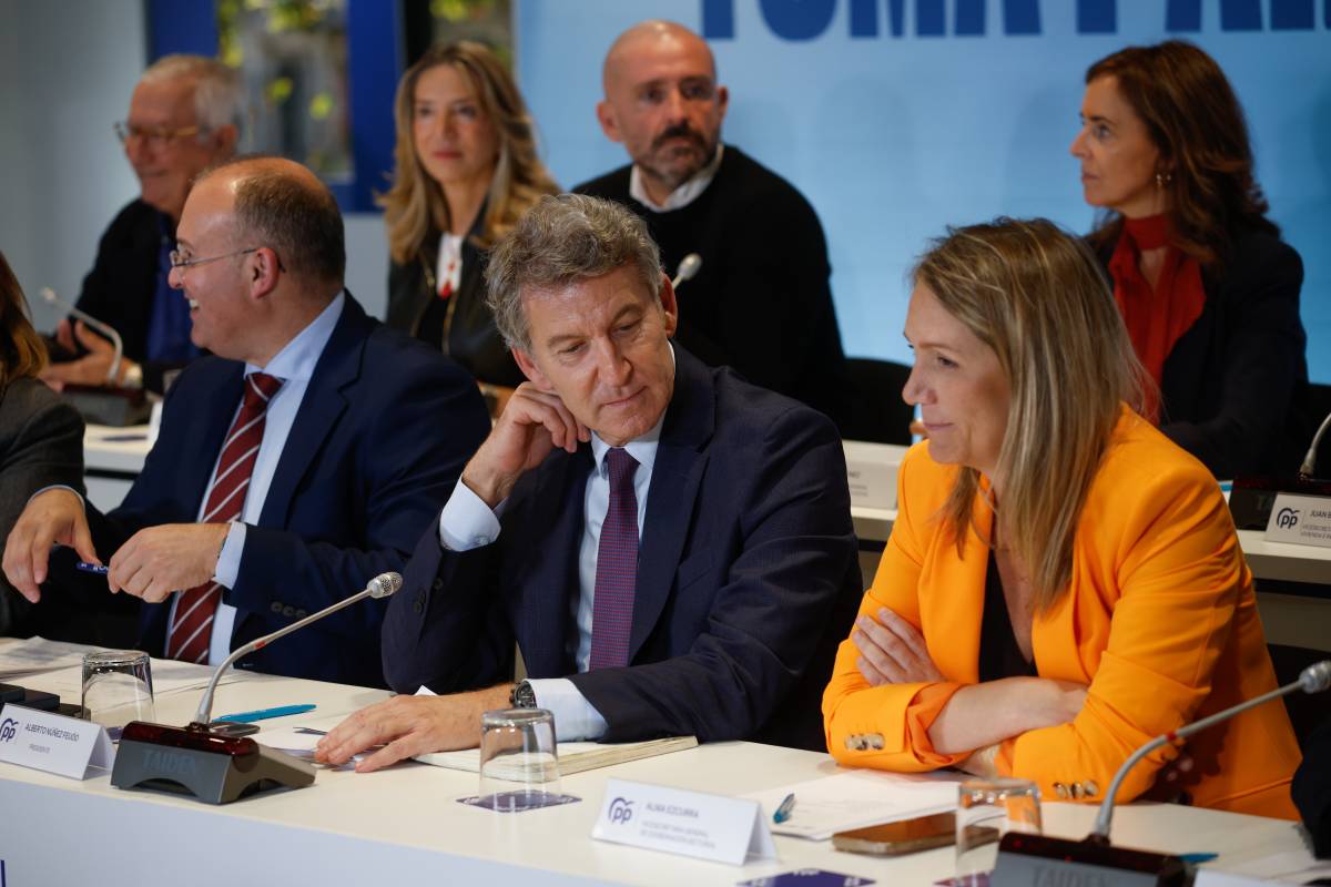  El PP de Barcelona també és un maldecap per a Feijóo