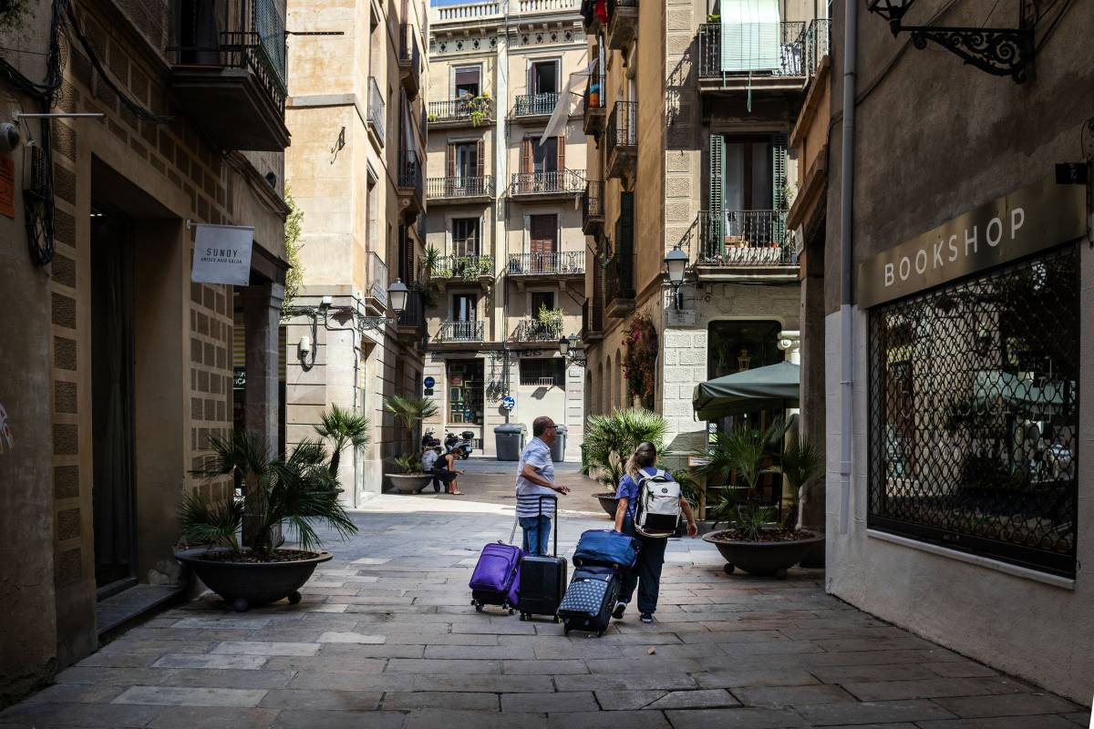 L'eliminació dels pisos turístics s'estén a la Barcelona metropolitana: Cornellà també els vetarà
