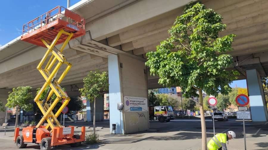 Obres en el tram elevat de l’autopista C-33