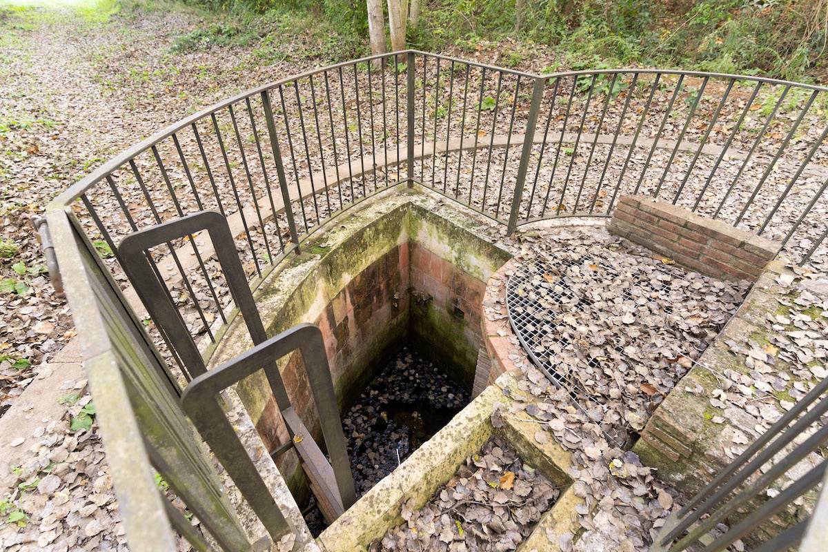 Saps on és... la sínia de Can Gambús?