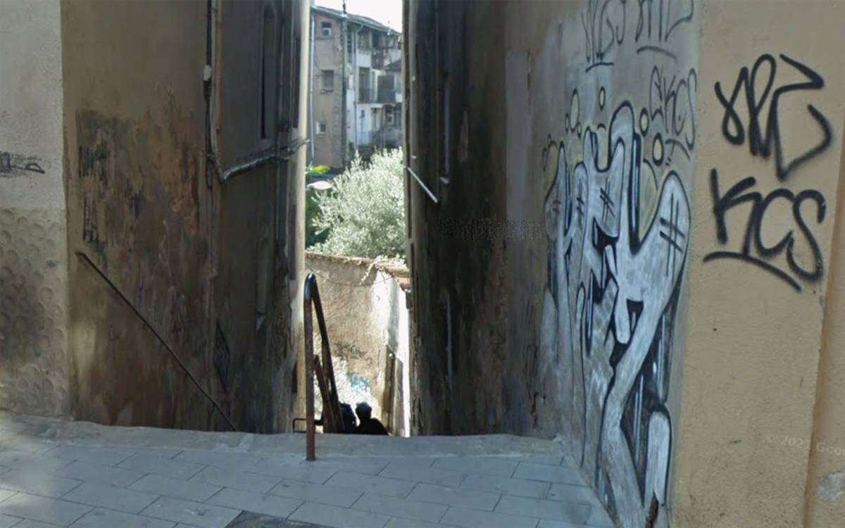 El carrer Cantarell, tallat un mes per obres