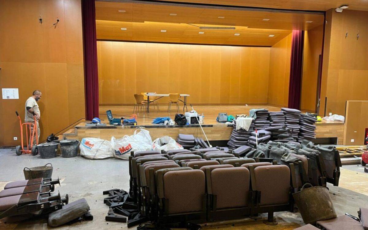 En marxa la reforma integral de l'Aula Magna del Campus Catalunya de la URV