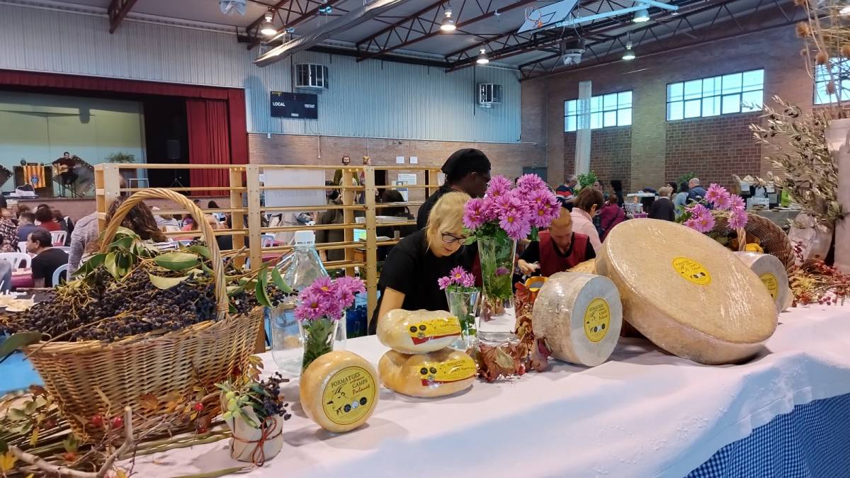 Mostra de Formatges Artesans - Ajuntament Palau d`Anglesola Mostra de Formatges Artesans