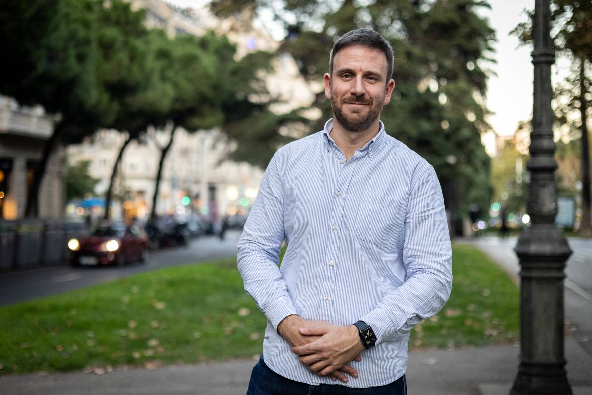 El periodista Maiol Roger, durant l`entrevista amb Nació