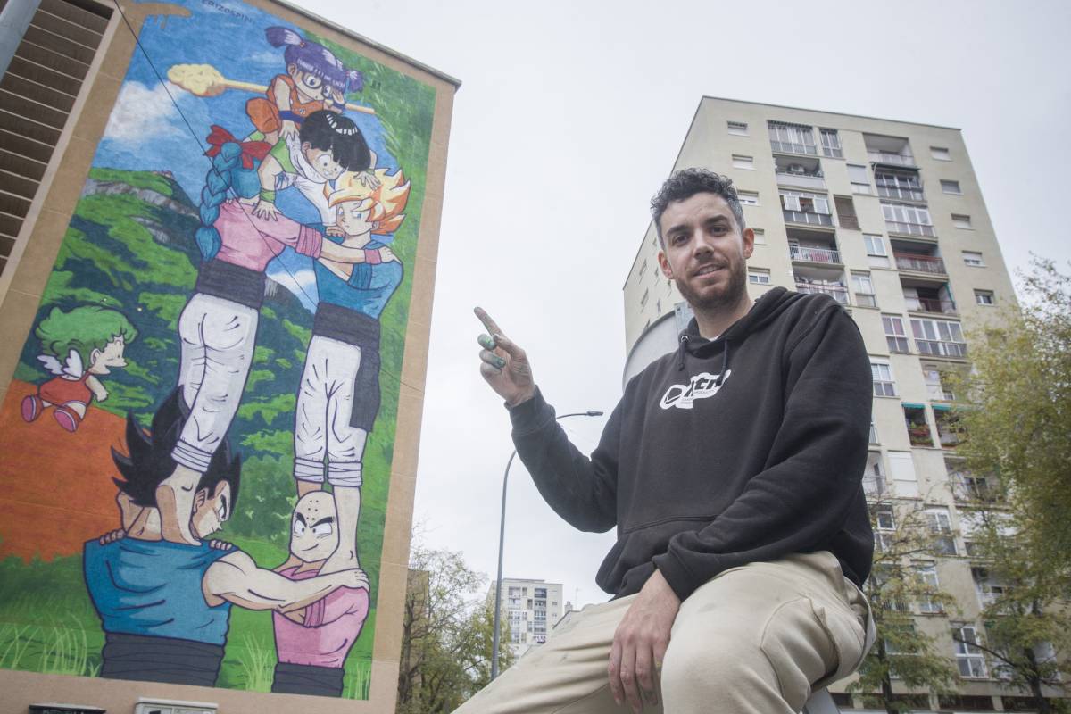 Erizo Spin després de concloure l'obre commemorativa de Akira Toriyama - Nebridi Aróztegui