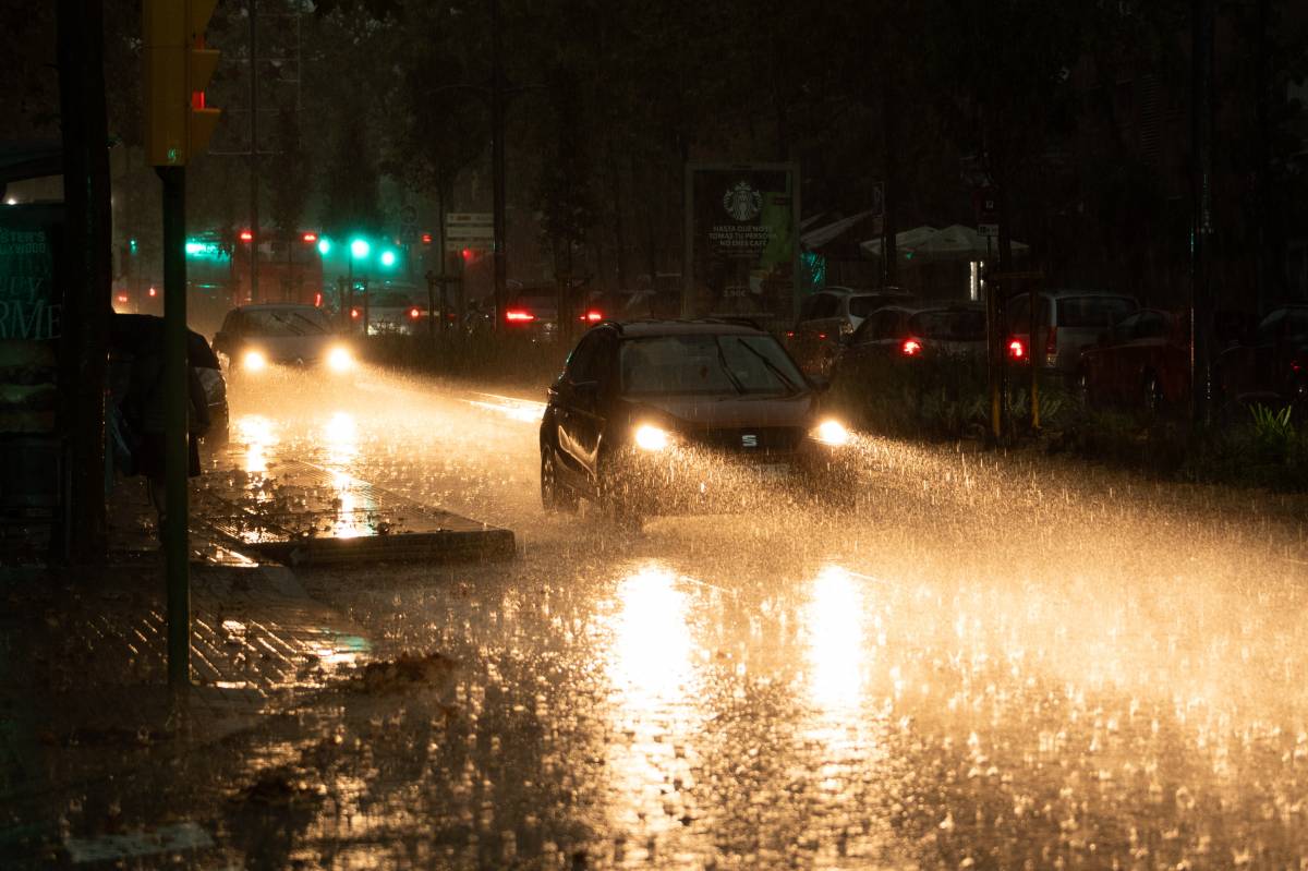 La pluja torrencial arriba a Sabadell - David Chao La pluja torrencial arriba a Sabadell