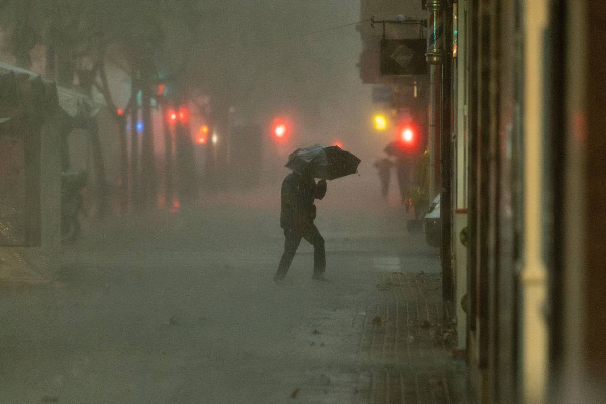 Els millors vídeos dels ruixats a Catalunya: tempestes i riuades
