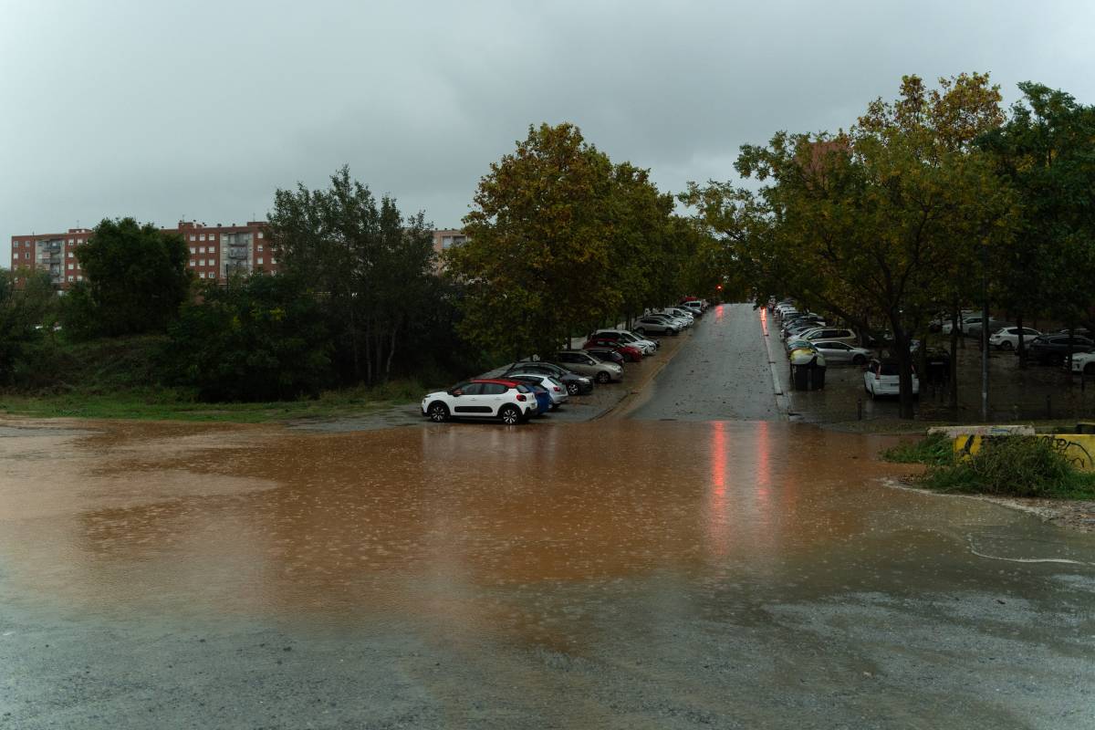 La pluja torrencial arriba a Sabadell - David Chao La pluja torrencial arriba a Sabadell