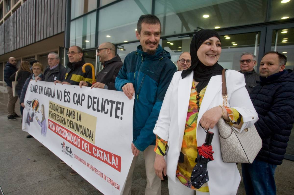A judici els dos agents de la Policia Nacional que van discriminar la professora de Terrassa per parlar català