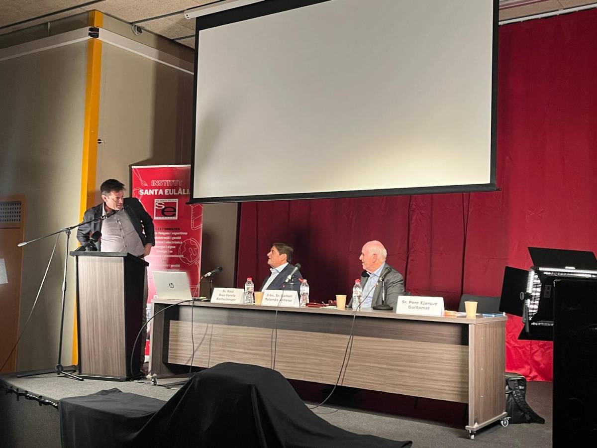 Pere Ejarque, durant la seva intervenció - Pere Ejarque, durant la seva intervenció