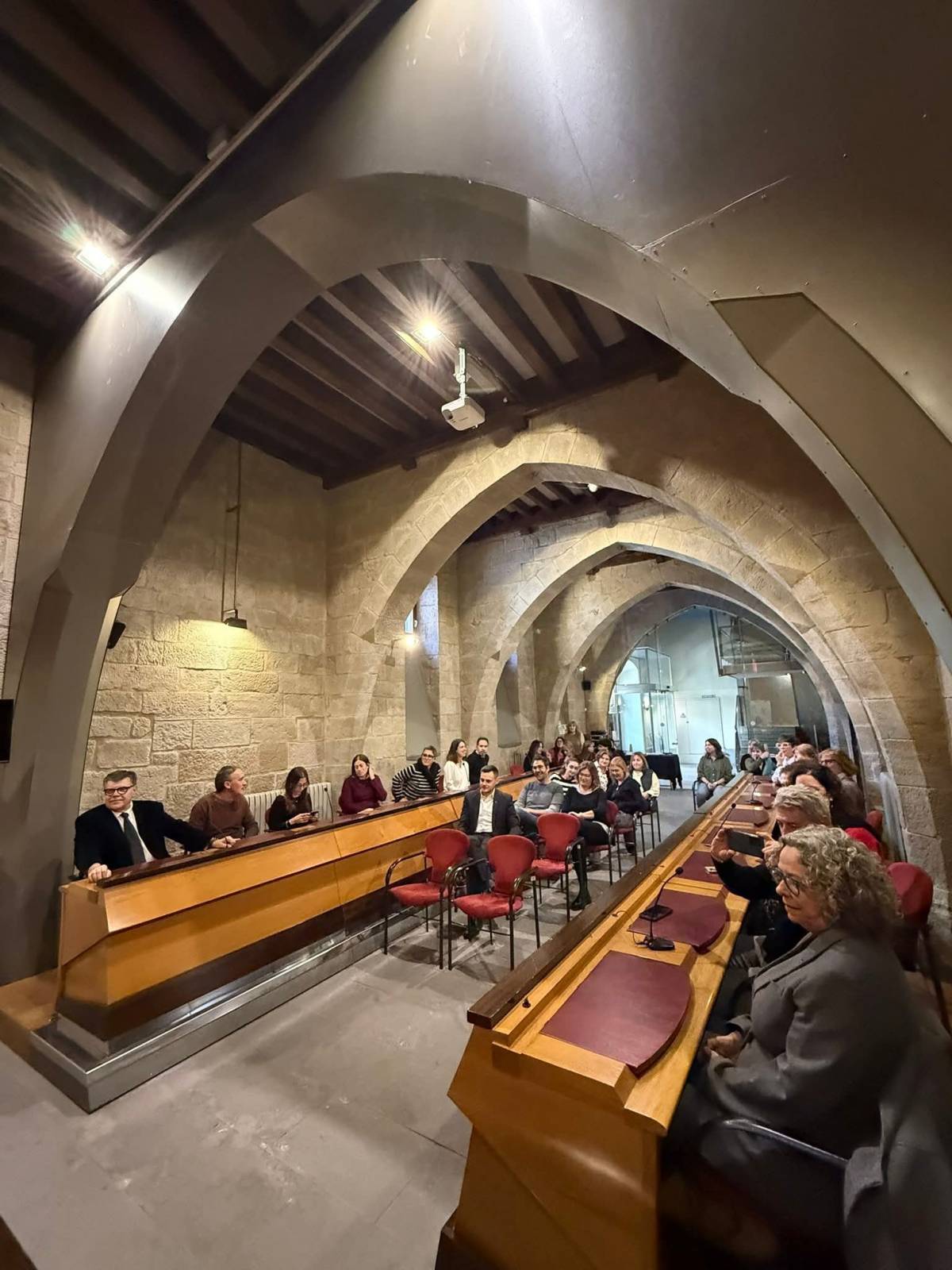 L`acte ha tingut lloc a la Sala de Plens del Consell Comarcal - L`acte ha tingut lloc a la Sala de Plens del Consell Comarcal