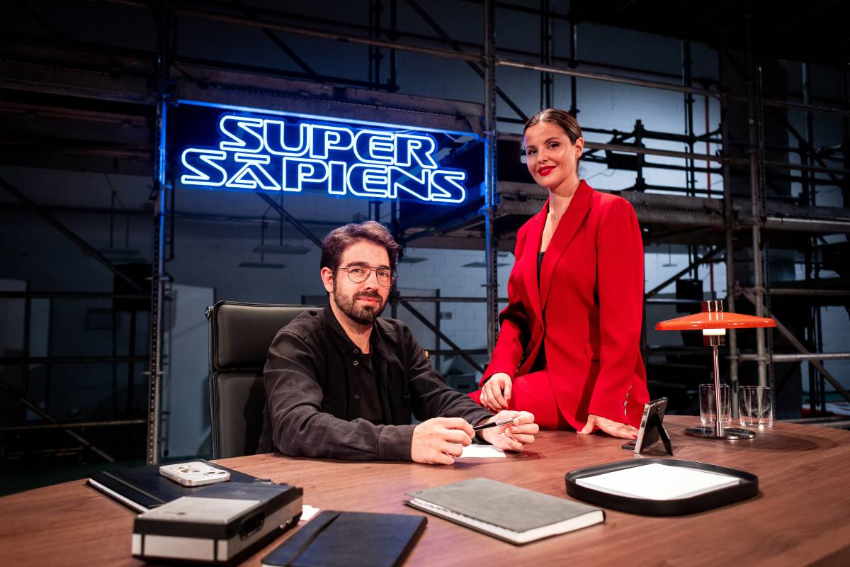 «'Supersàpiens' és una primera llavor de com viurem el teatre al futur»