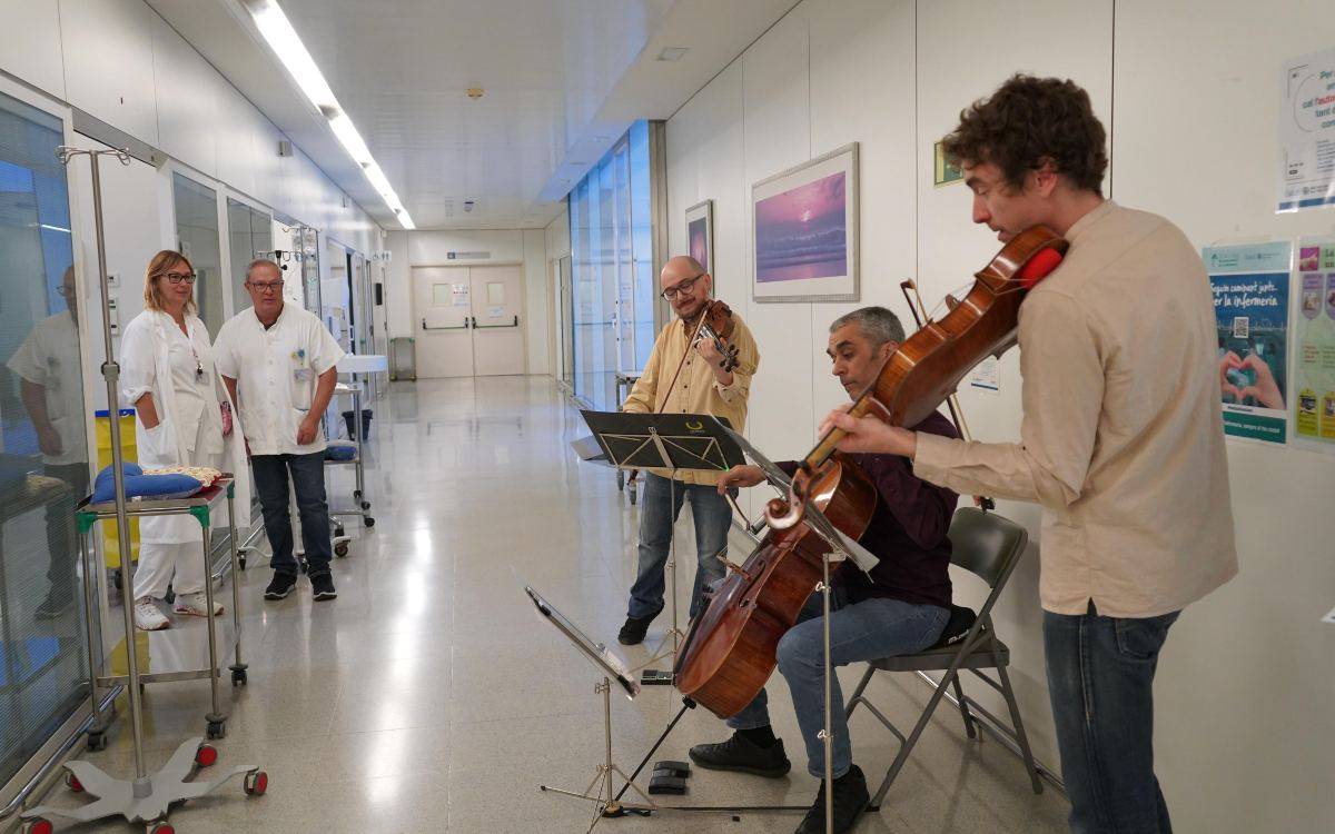 La Camerata XXI porta 14 sessions de música als hospitals de Reus, Tortosa i Valls