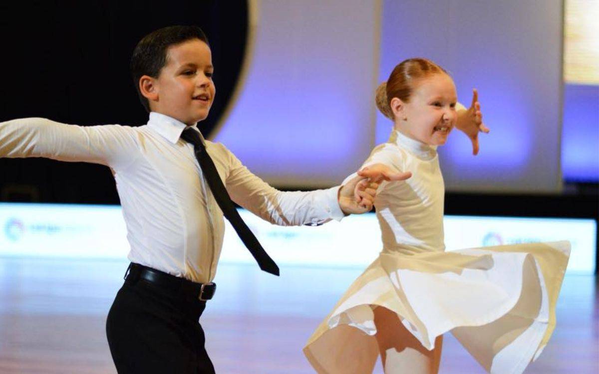 El Pavelló Olímpic Municipal de Reus acull dues competicions de ball esportiu