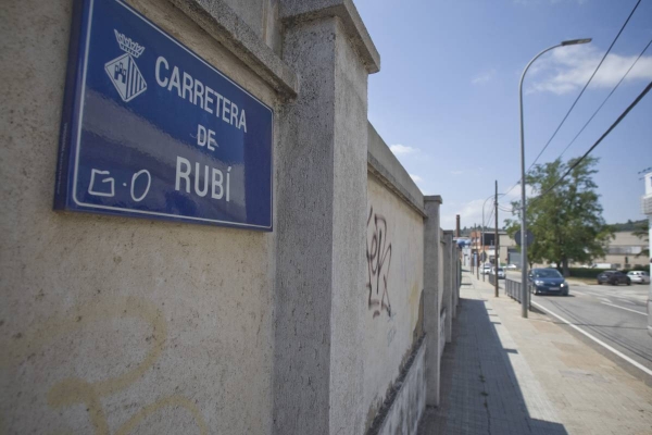 Tall de trànsit a la carretera de Rubí