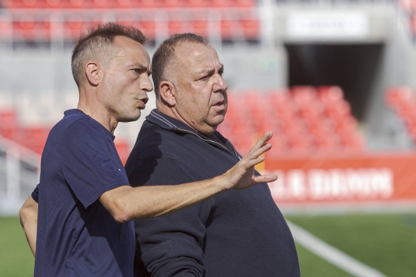 Primera cita fora de casa de la nova era