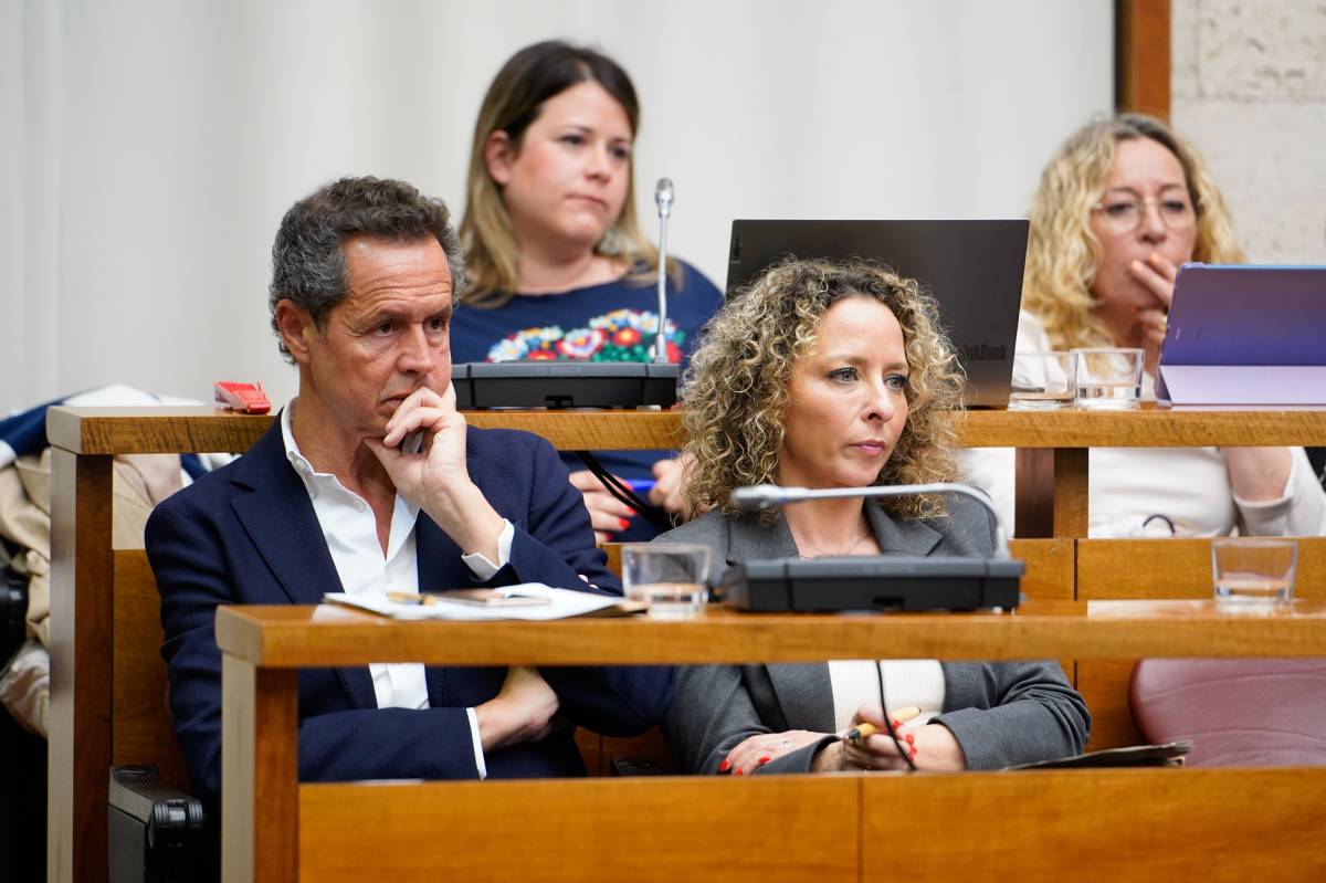 Incertesa en el futur de Junts al govern, a mans de la militància