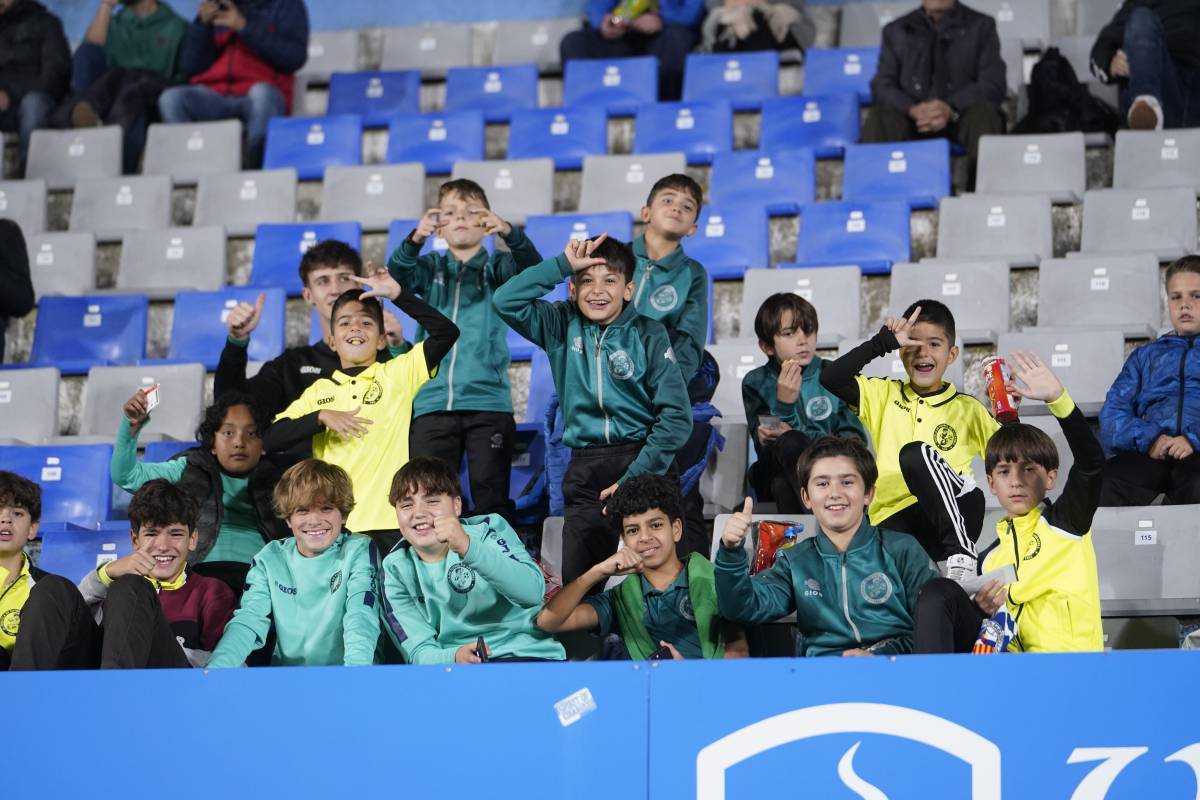 La diversió d`un dels equips de l`Escola de Futbol Sabadell - David Chao La diversió d`un dels equips de l`Escola de Futbol Sabadell