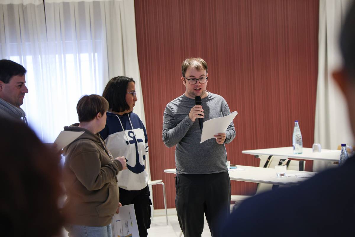 La catorzena Trobada de Persones Autogestores de Down Catalunya - VÍCTOR CASTILLO La catorzena Trobada de Persones Autogestores de Down Catalunya