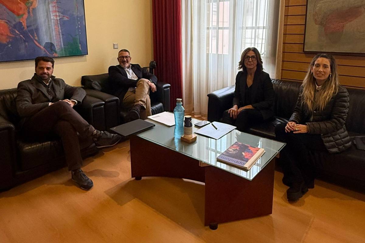 Visita del conseller Sàmper al Consell Comarcal del Solsonès - Visita del conseller Sàmper al Consell Comarcal del Solsonès