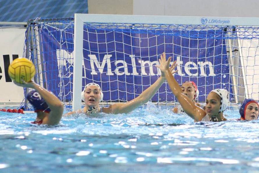El CN Terrassa cau a Sabadell en el derbi vallesà de Champions