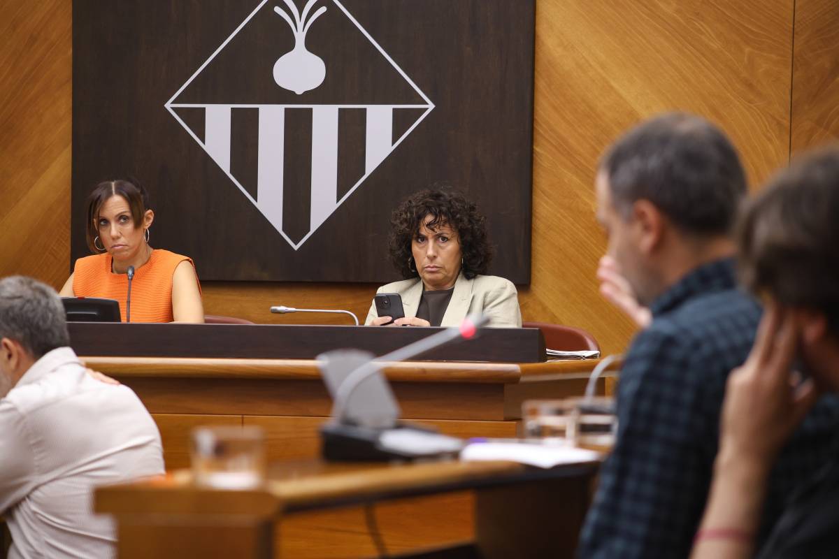 L`alcaldessa de Sabadell, Marta Farrés, i la tinenta d`alcaldessa, Montse Gonzàlez