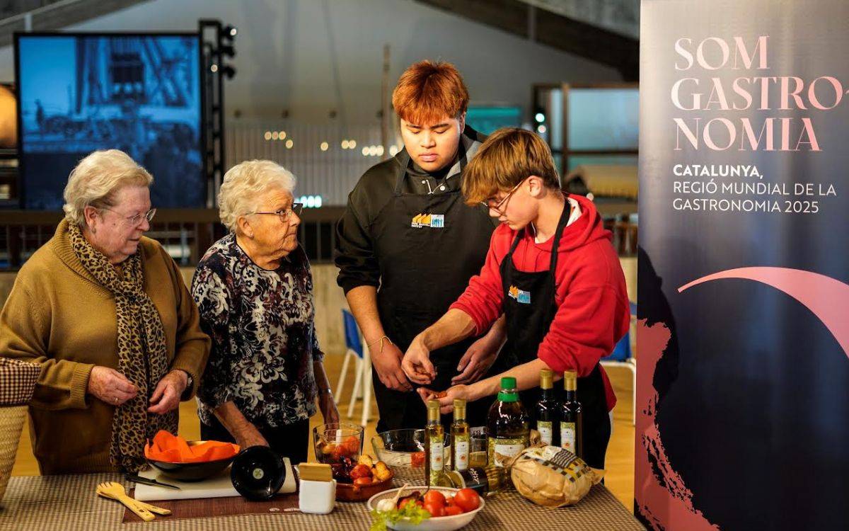 El Museu del Port de Tarragona impulsa el benestar emocional a través de la memòria marinera