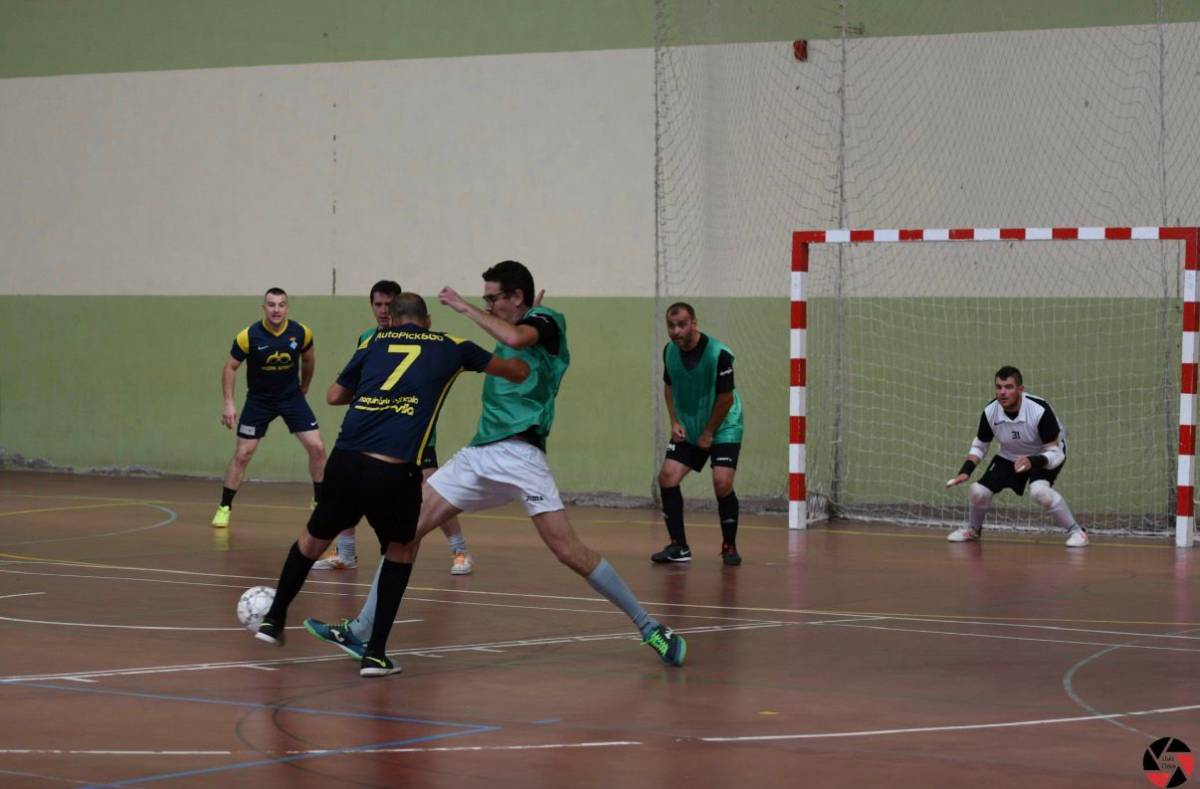 Un partit de futbol sala  - Lluís Closa 